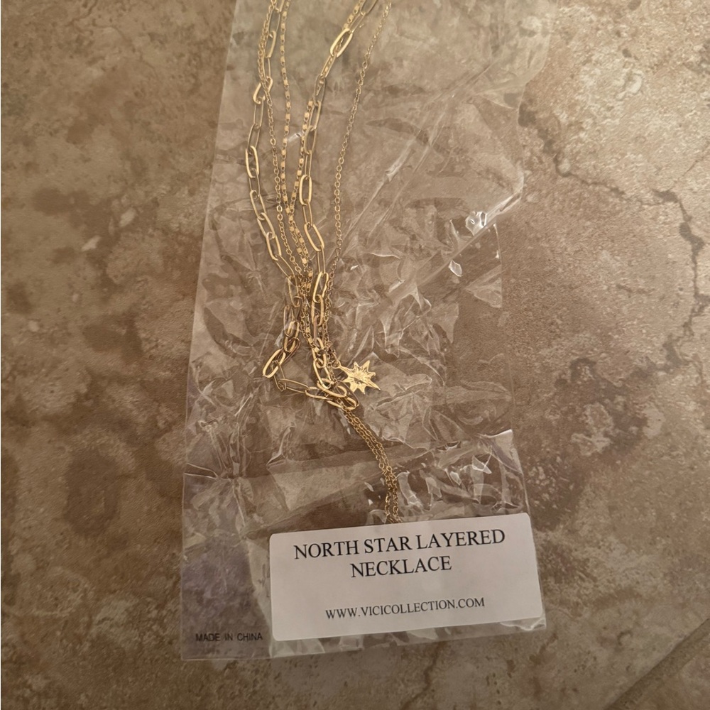 NEW WITH TAGS: Vici Gold North Star Layered Necklace